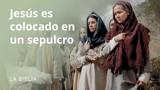 Jesús es colocado en un sepulcro [upl. by Screens]