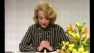 Victoria Wood  Susie Blake continuity announcer Rundown [upl. by Nale]