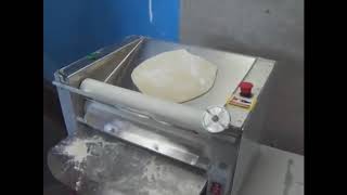 Maquina para hacer pizzas Laminadora 3 Rodillos marca TAMISAMEX [upl. by Aivyls22]