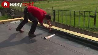 EPDM plat dak zelf plaatsen met Easyroof [upl. by Ezmeralda]