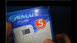 SALUS RT510RF thermostat [upl. by Broucek]