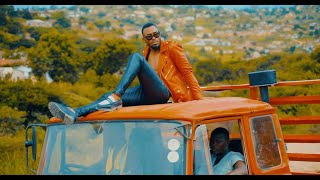 ZULU MKHATHINI  SHOCASE OFFICIAL VIDEO [upl. by Tugman]