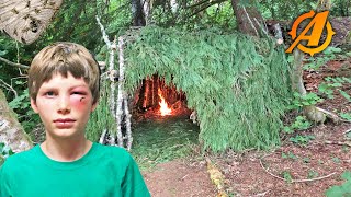 Stung By 12 Wasps While Building and Camping in Bushcraft Survival Shelter [upl. by Nielsen]