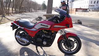 TOP GUN 1984 KAWASAKI GPZ750 ROCKET FAST FUN RUNS LIKE NEW [upl. by Carmina301]