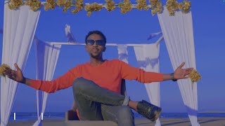 AWALE ADAN  CAJABEEY CAJAIB   Official Music Lyrics [upl. by Hiroshi]