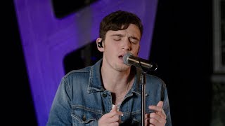 Lauv  A Different Way Live on the Honda Stage at iHeartRadio Austin [upl. by Sluiter]