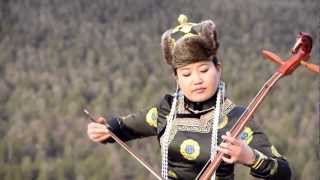 Traditional Mongolian Music amp Song quotThree Beautiful Chestnut Maresquot [upl. by Apollo860]