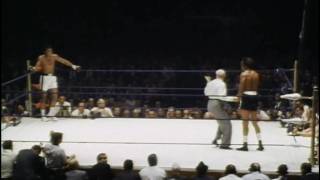 Muhammad Ali vs Cleveland Williams [upl. by Yntrok]