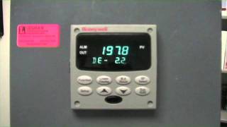 How to Use Accutune on a Honeywell UDC Controller [upl. by Ahmed764]